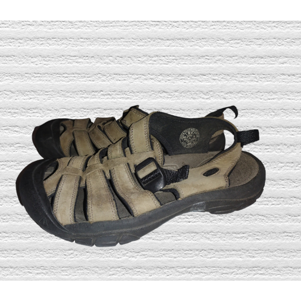 Keen Men's  Sport Sandal size 9.5